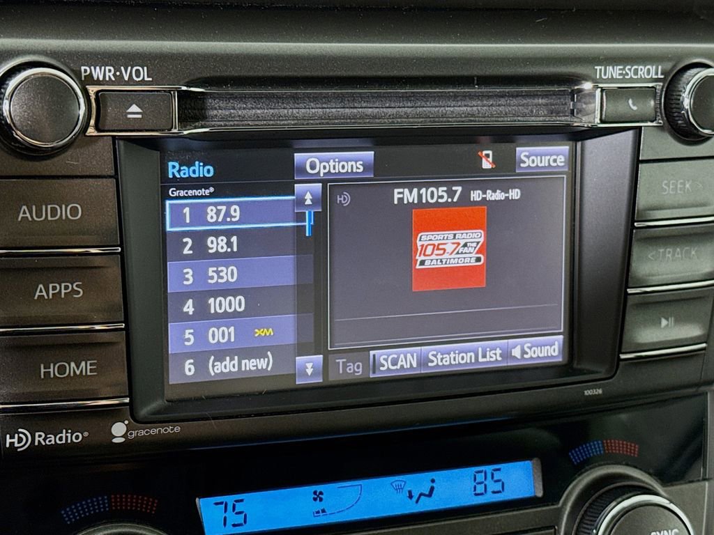 Used 2014 Toyota RAV4 XLE AWD/4WD image 6