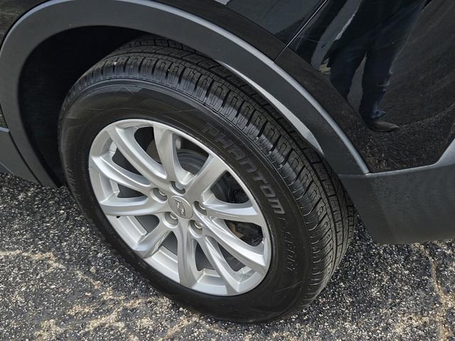 Used 2019 Cadillac XT4 Luxury w/ Cold Weather Package image 9