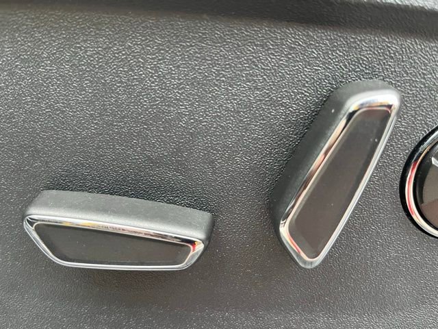 Used 2022 Ford F150 Lariat w/ Equipment Group 502A High image 14