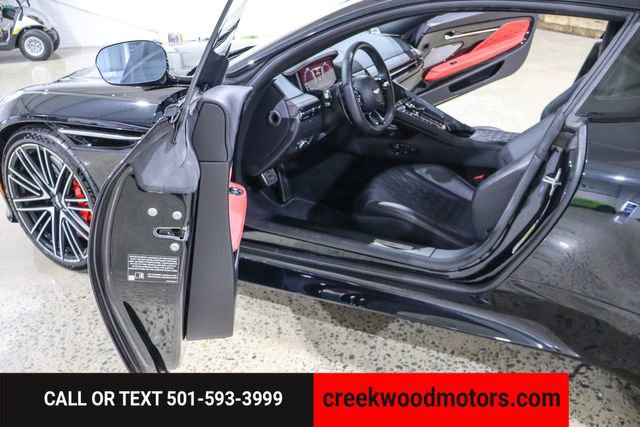 Used 2024 Aston Martin DB12 Coupe image 33