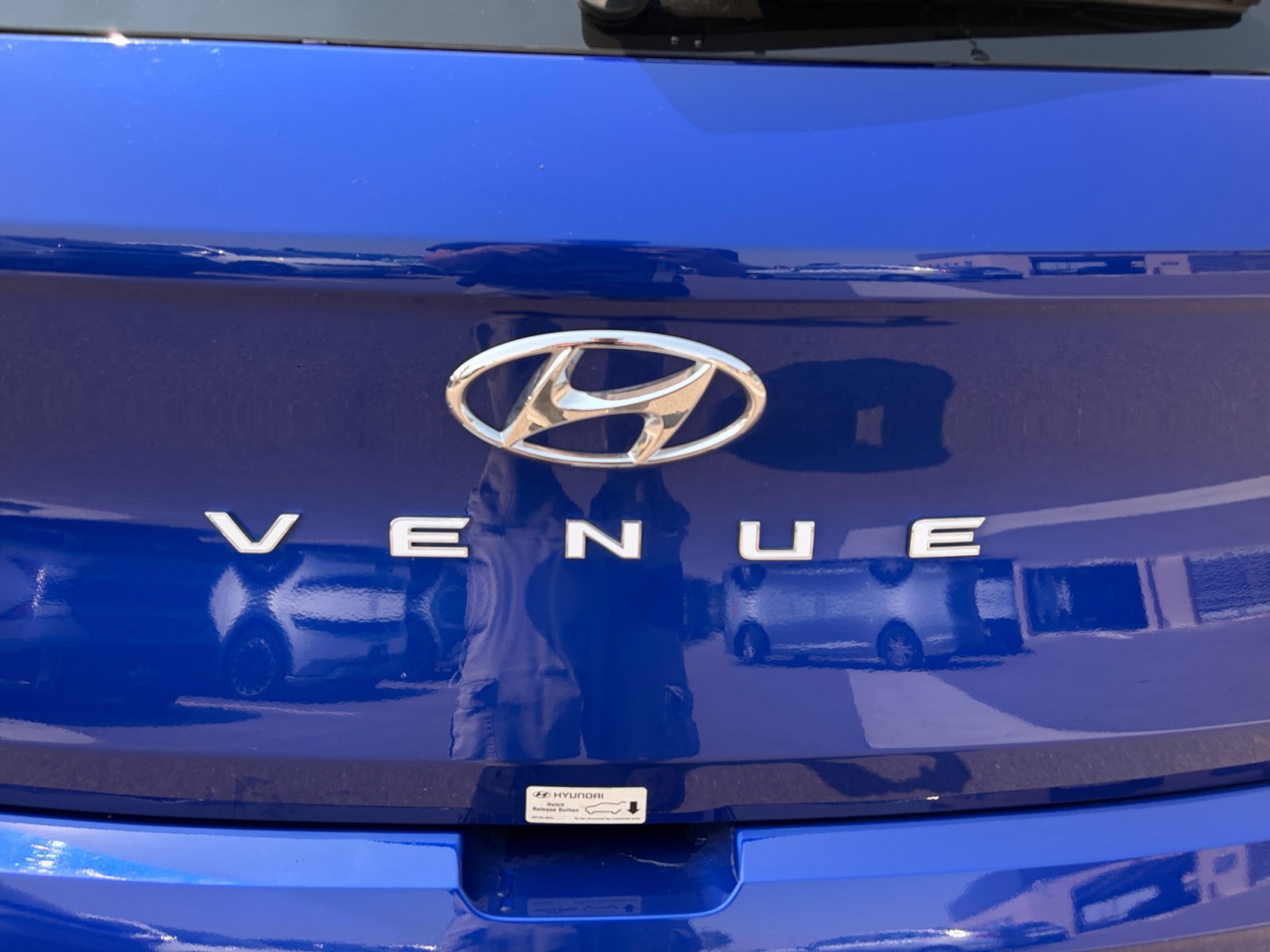 Certified 2025 Hyundai Venue SE FWD image 23