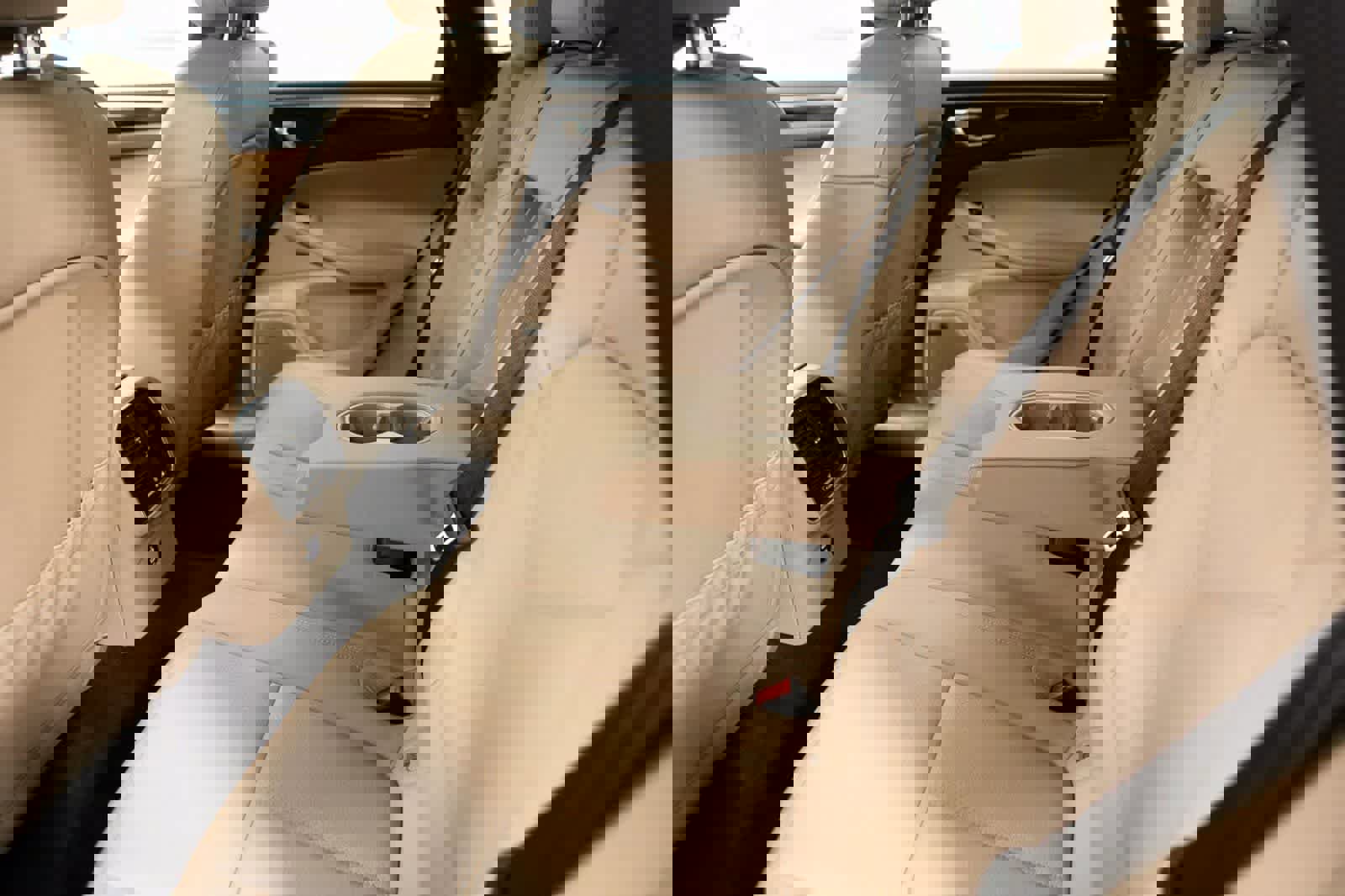 Certified 2026 Porsche Macan image 30