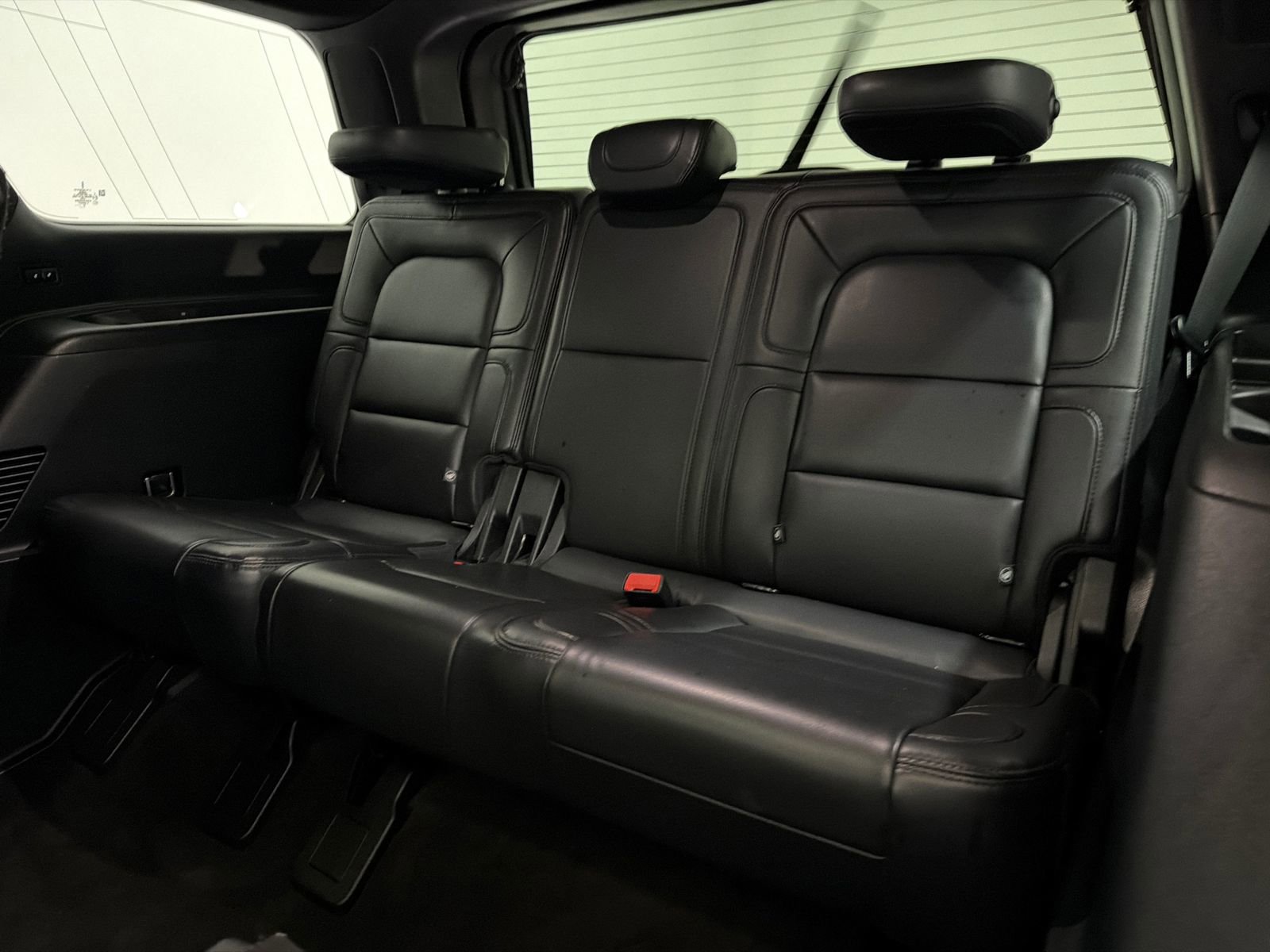 Used 2020 Lincoln Navigator Reserve w/ Luxury Package image 20