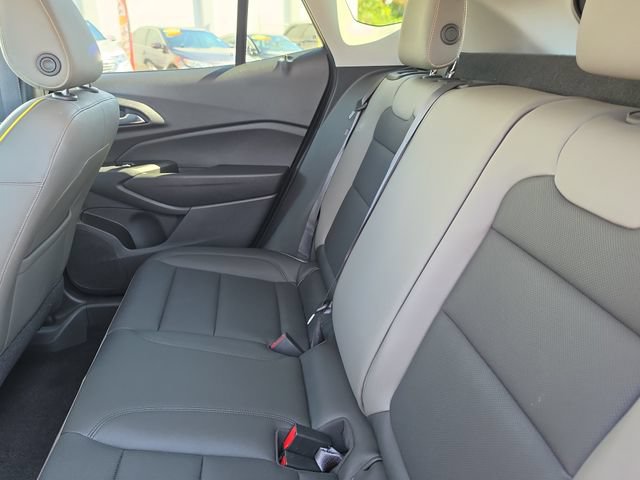Used 2024 Chevrolet Trax ACTIV w/ Driver Confidence Package FWD image 12
