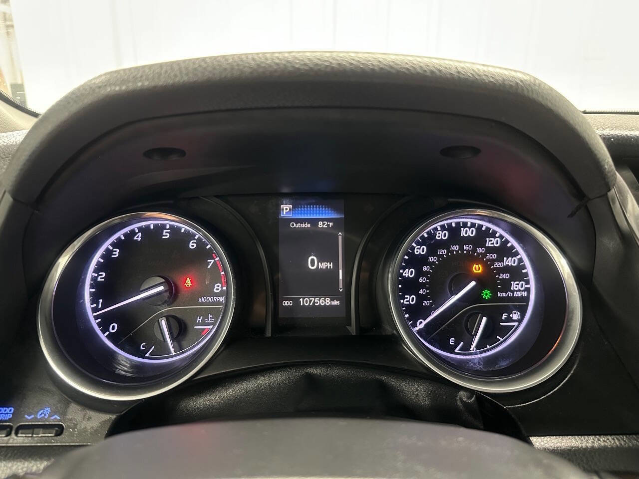 Used 2018 Toyota Camry LE image 24