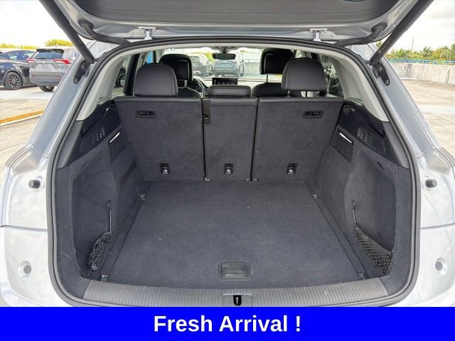 Used 2022 Audi Q5 2.0T Premium w/ Convenience Package image 12