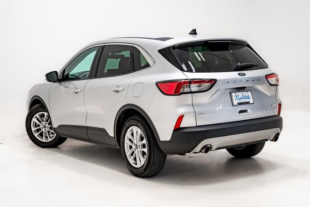 Used 2020 Ford Escape SE image 28