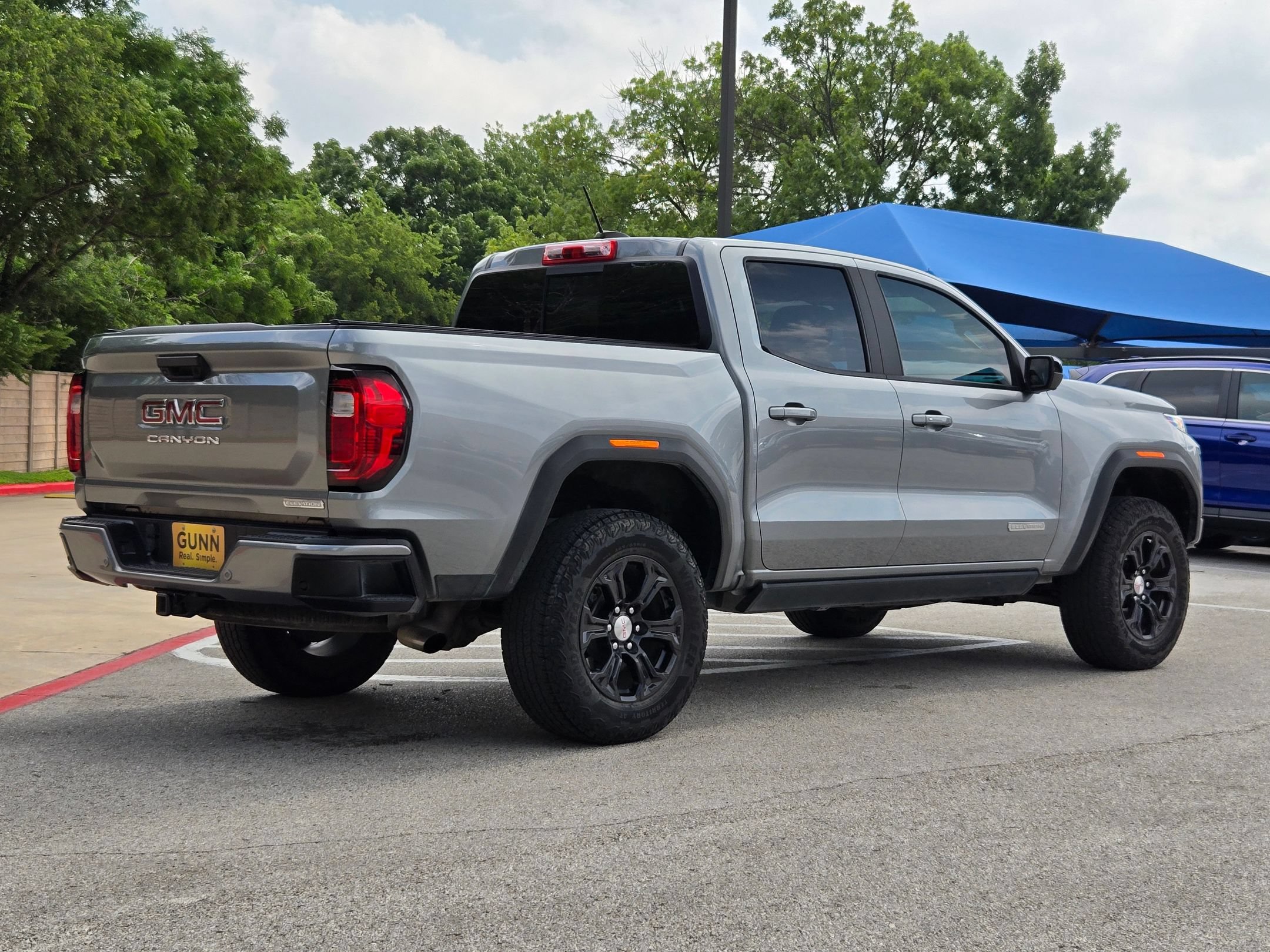 Used 2023 GMC Canyon Elevation w/ Convenience Package RWD image 3