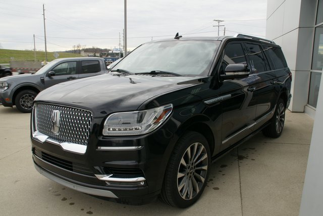 Used 2018 Lincoln Navigator L Select image 5