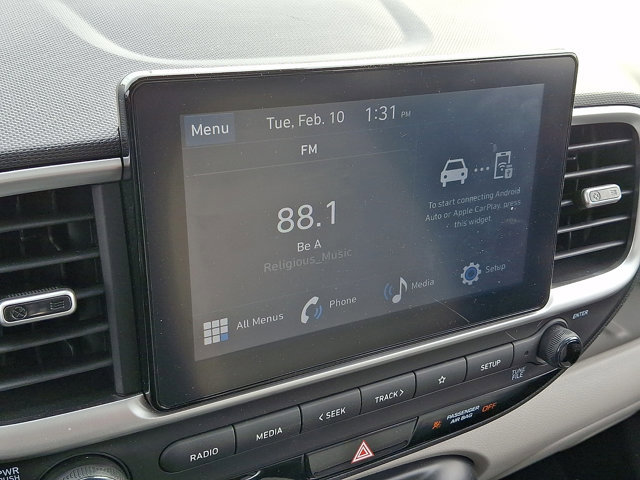 Used 2023 Hyundai Venue SEL image 17