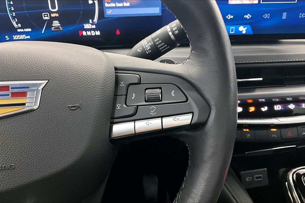 Used 2024 Cadillac XT4 Premium Luxury FWD image 26