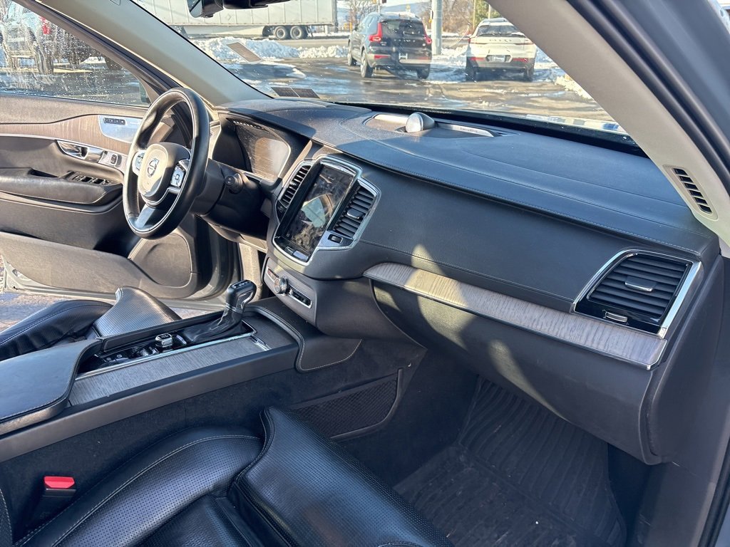 Used 2020 Volvo XC90 T6 Inscription w/ Protection Package Premier image 41