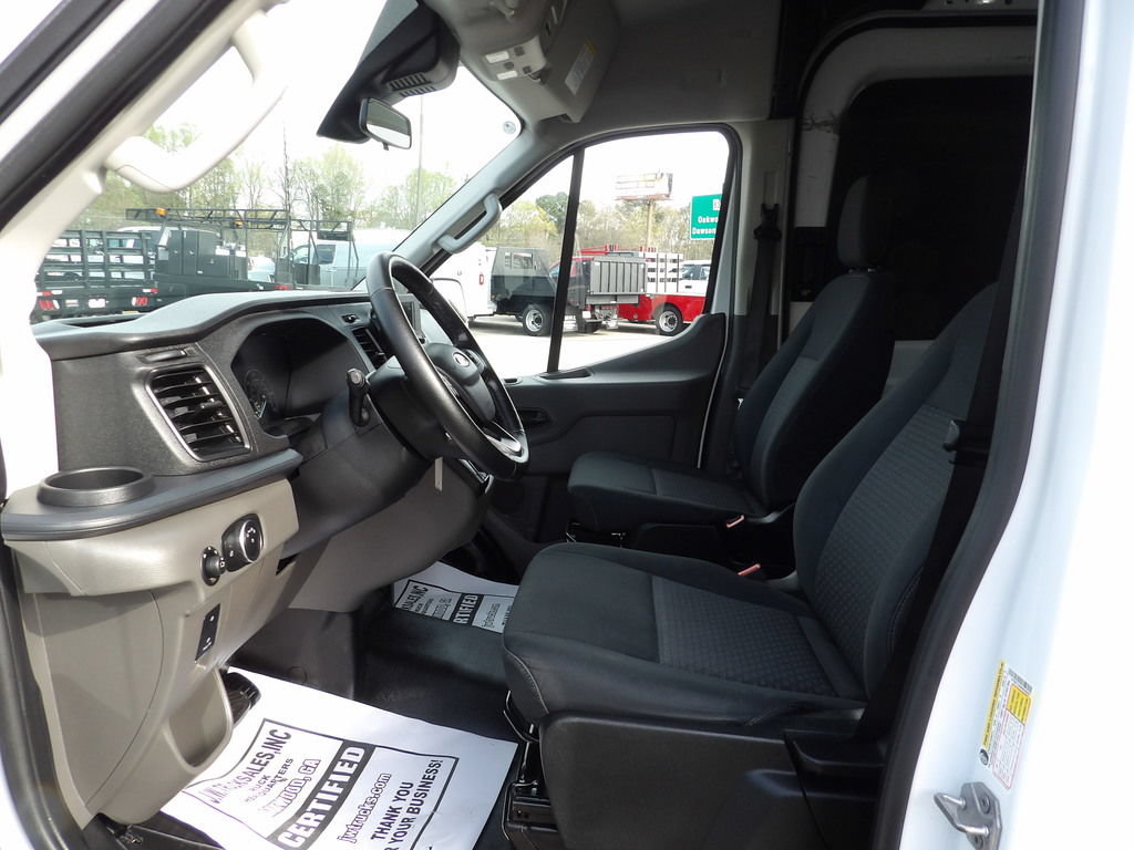 Used 2024 Ford Transit 250 148 Medium Roof w/ Load Area Protection Package RWD image 17