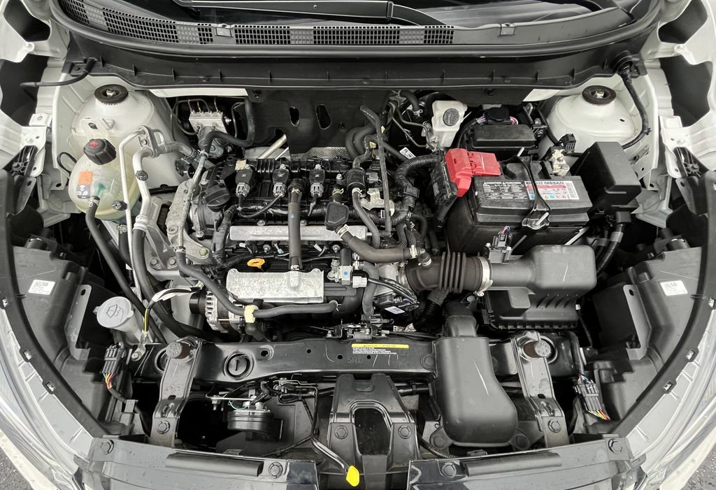 Used 2024 Nissan Kicks SR w/ SR Premium Package image 8