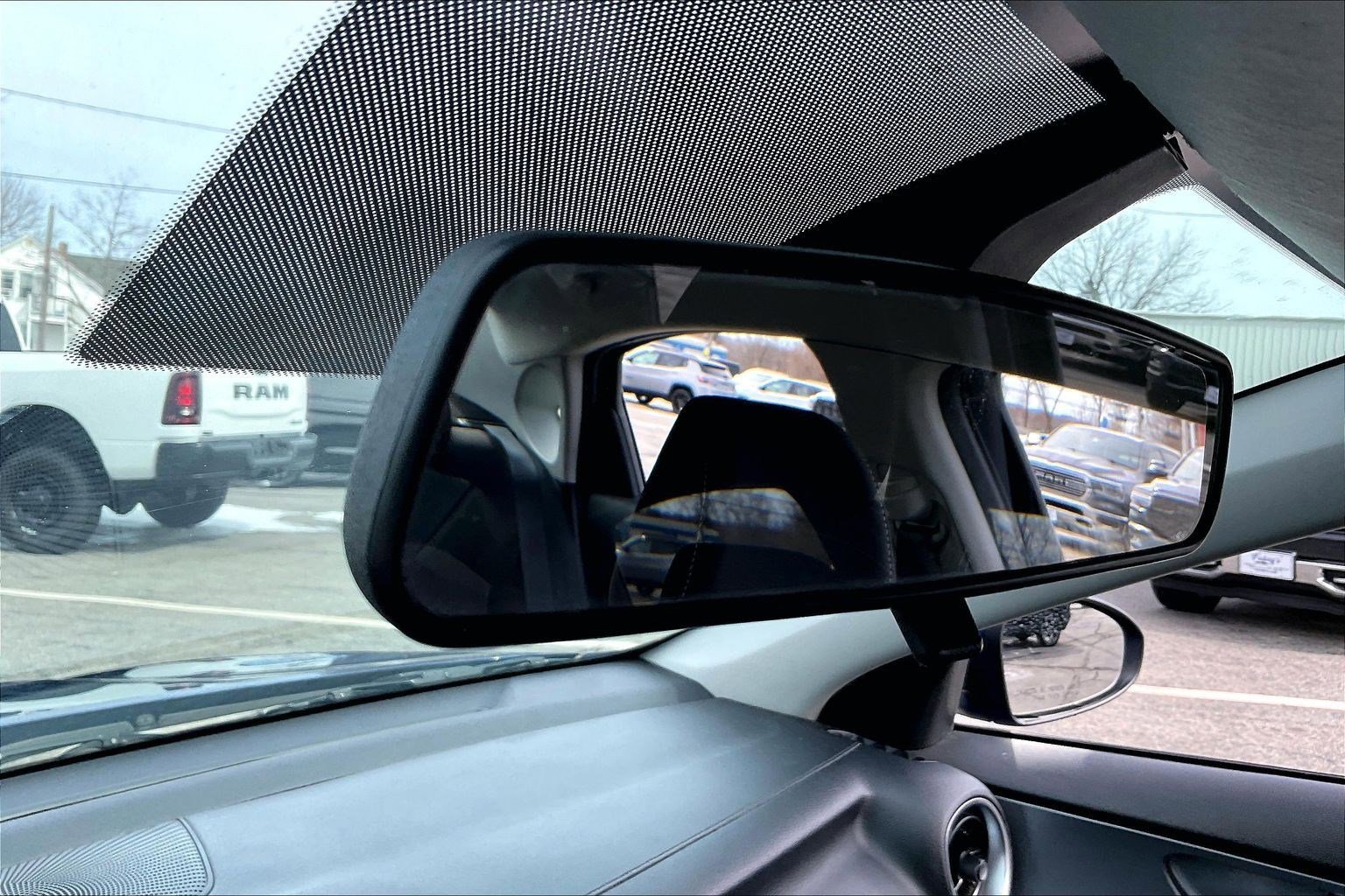 Used 2023 Kia Forte LXS image 32