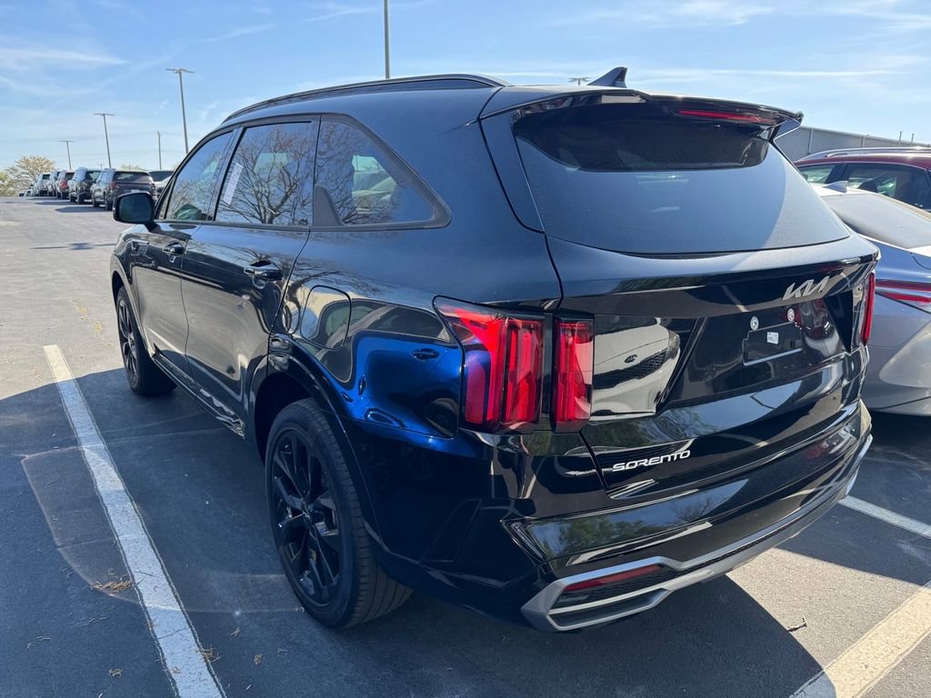 Certified 2023 Kia Sorento SX image 7