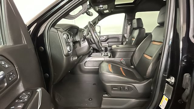 Used 2023 GMC Sierra 2500 AT4 w/ AT4 Premium Plus Package AWD/4WD image 11