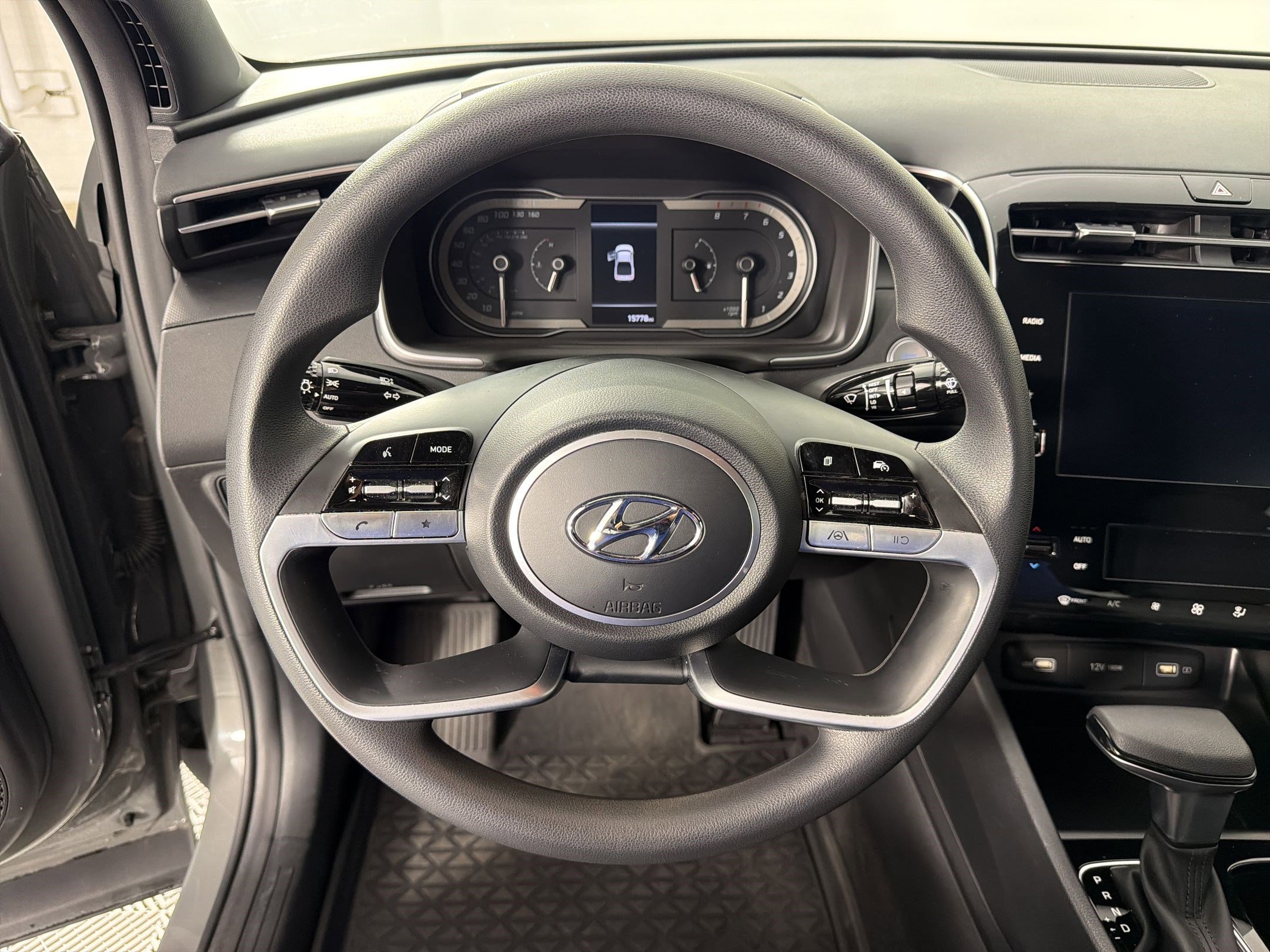 Used 2024 Hyundai Santa Cruz SEL image 22