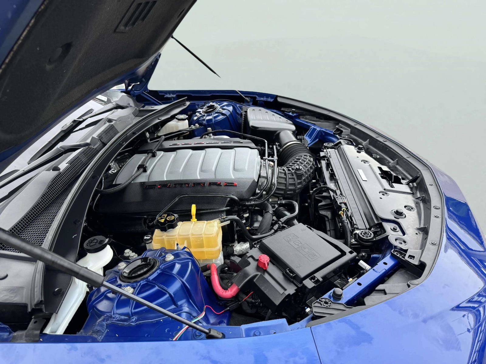 Used 2023 Chevrolet Camaro LT w/ Technology Package RWD image 47