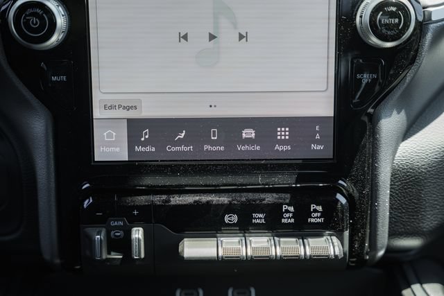 New 2026 RAM 3500 Big Horn AWD/4WD image 33