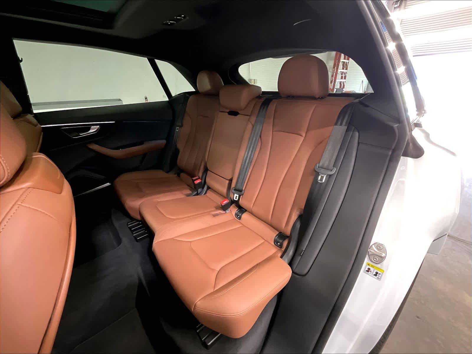 Certified 2023 Audi Q8 Premium Plus w/ Premium Plus Package AWD/4WD image 27