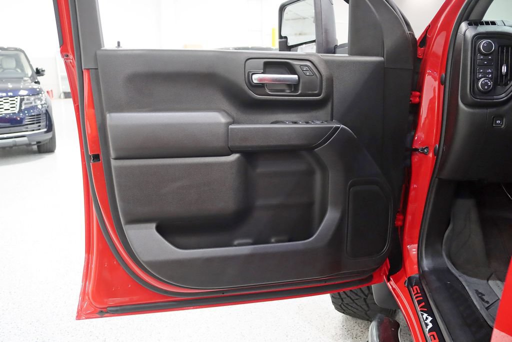 Used 2024 Chevrolet Silverado 2500 Custom w/ Custom Value Package AWD/4WD image 29