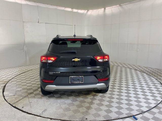 Used 2025 Chevrolet TrailBlazer LT AWD/4WD image 18