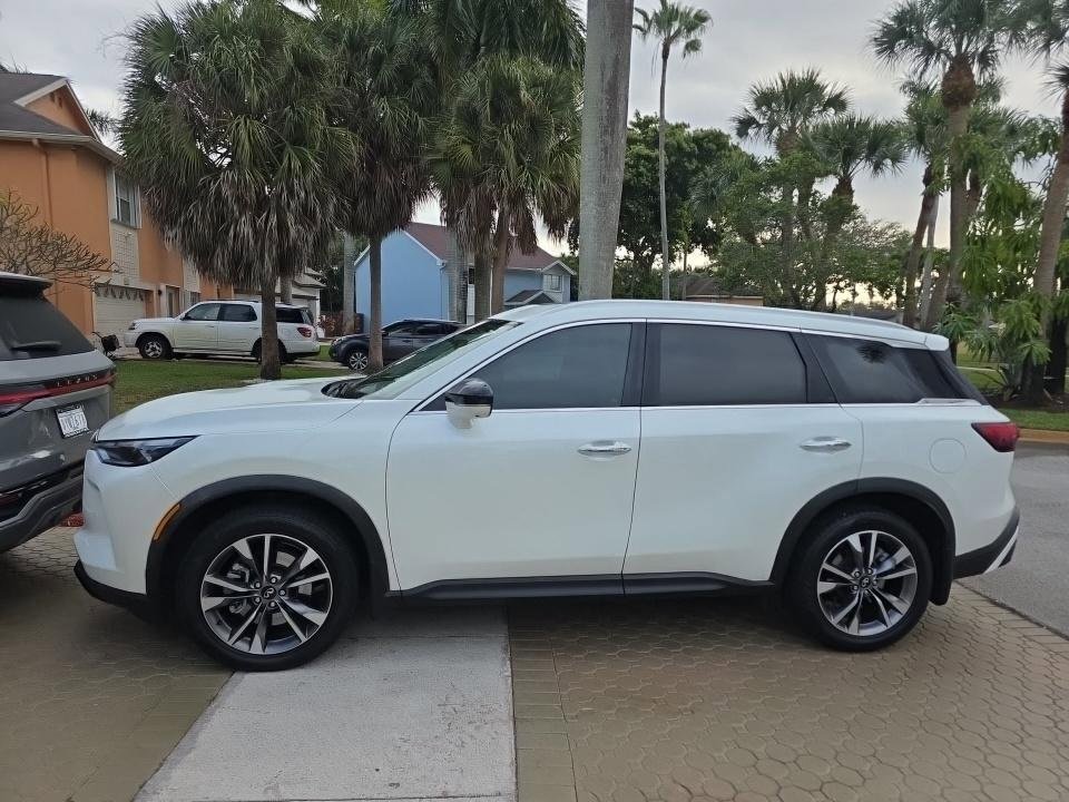 Certified 2023 INFINITI QX60 Luxe image 6