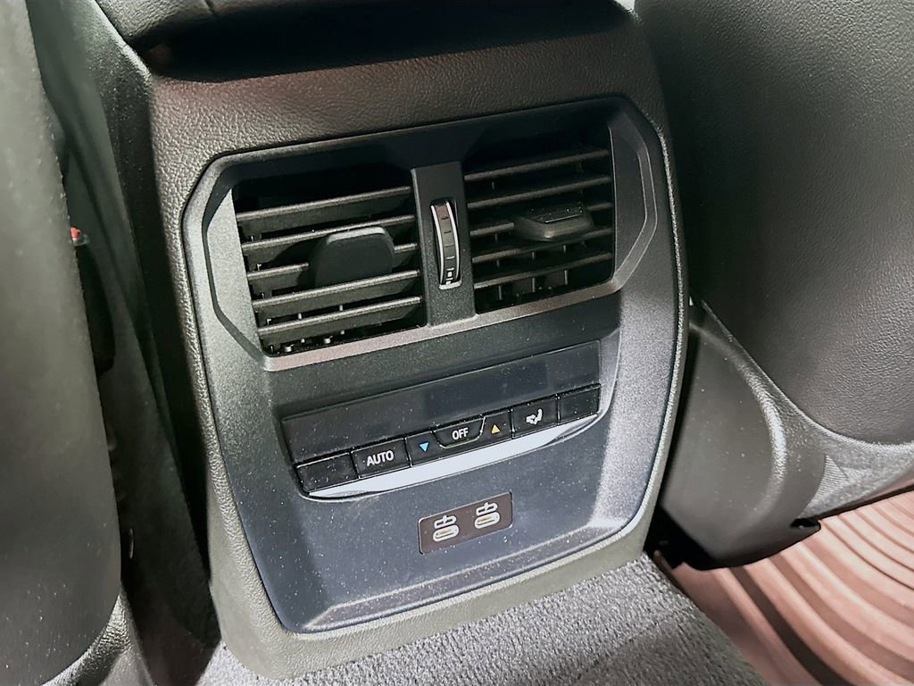 Certified 2024 BMW 330i xDrive Sedan w/ M Sport Package image 33