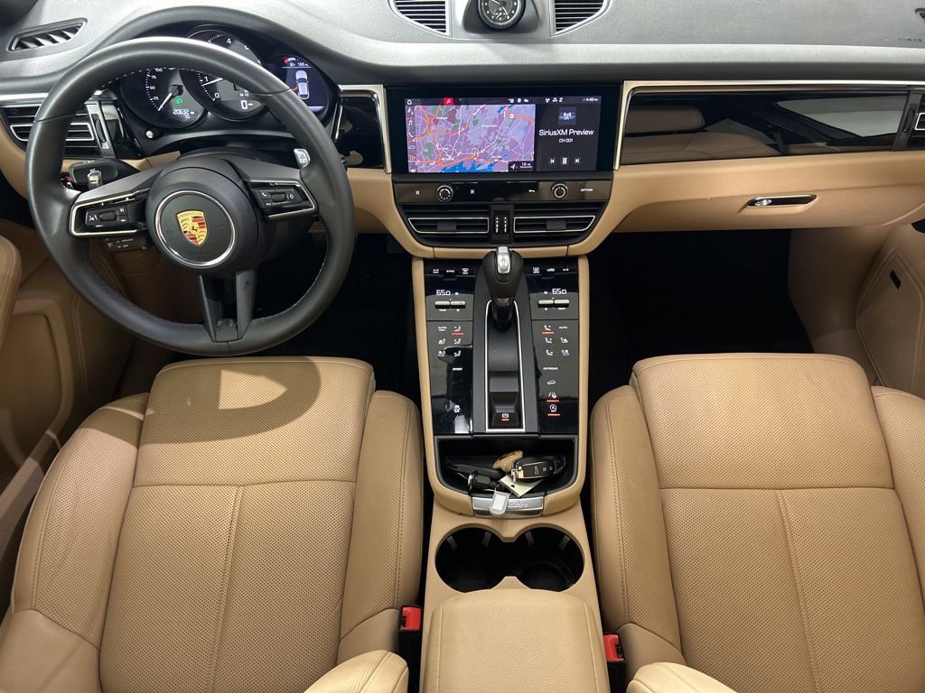 Certified 2022 Porsche Macan image 28