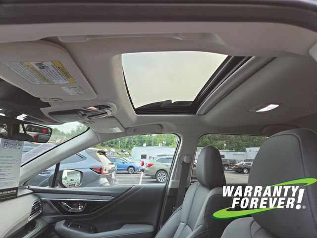 Used 2025 Subaru Outback Onyx Edition AWD/4WD image 13