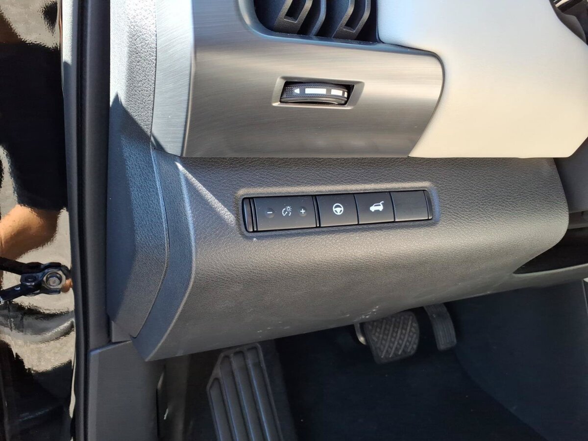 Used 2023 Nissan Pathfinder SL w/ SL Premium Package AWD/4WD image 28