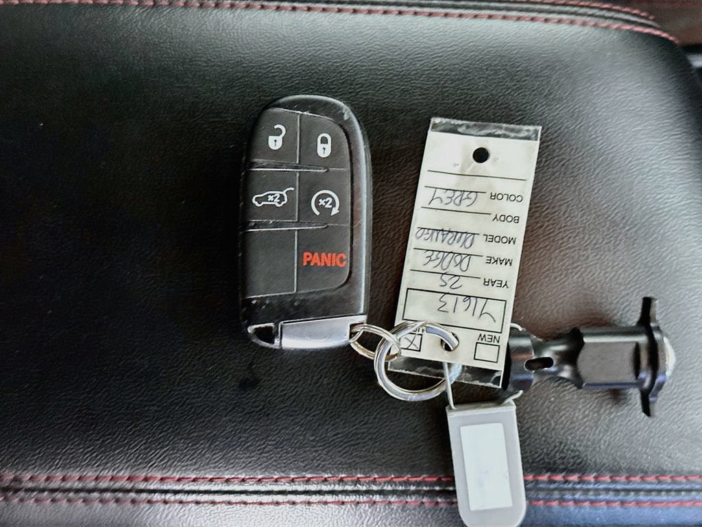 Used 2025 Dodge Durango GT AWD/4WD image 34