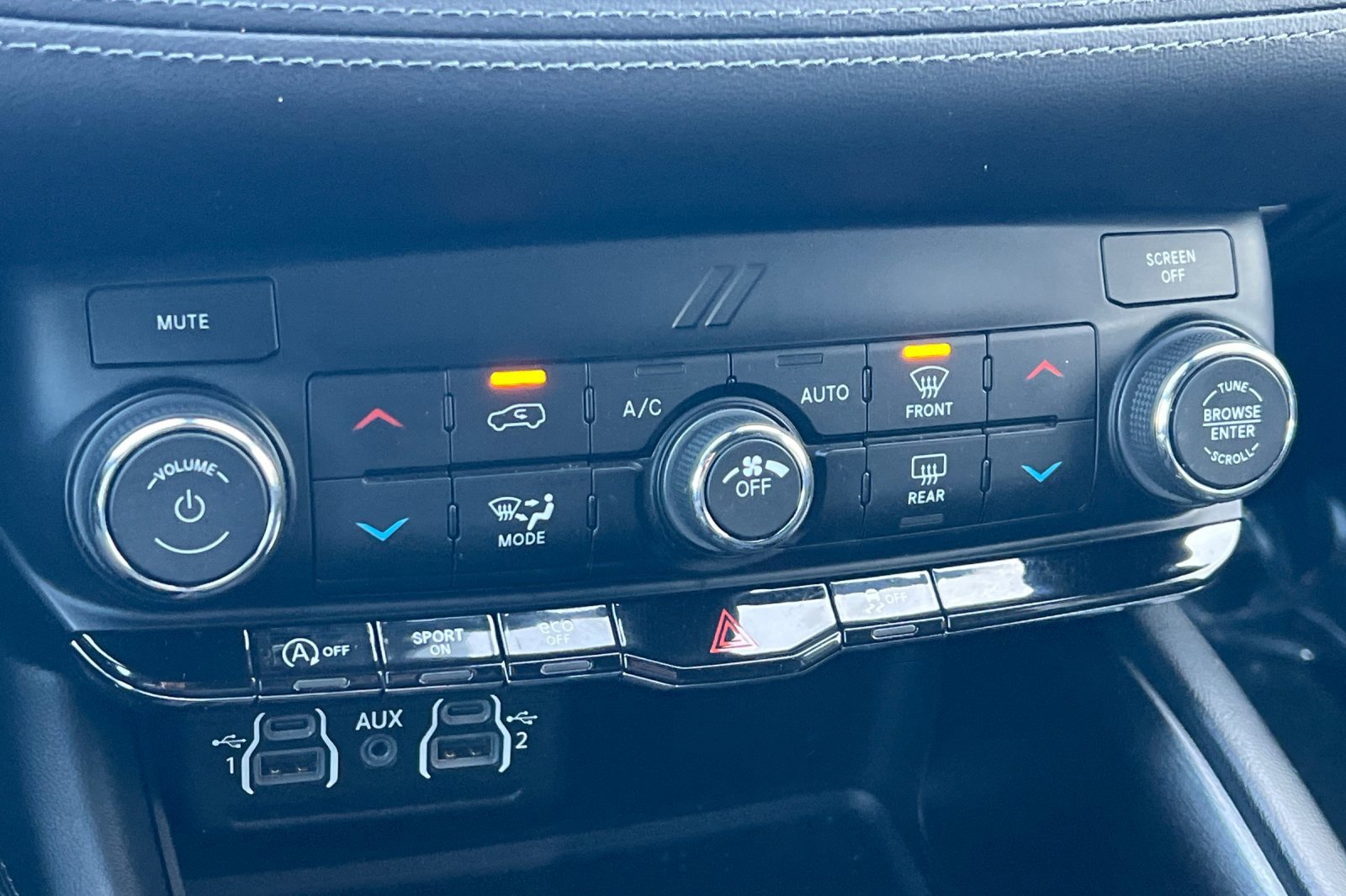 Used 2022 Dodge Durango SXT w/ Blacktop Package image 23