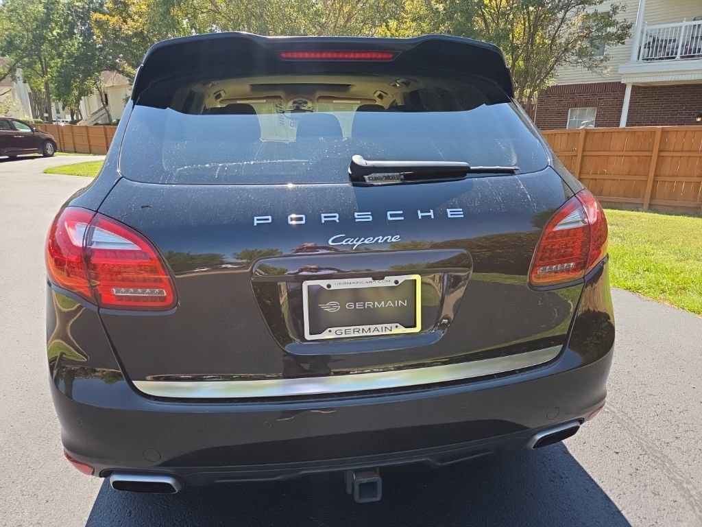Used 2014 Porsche Cayenne AWD/4WD image 4