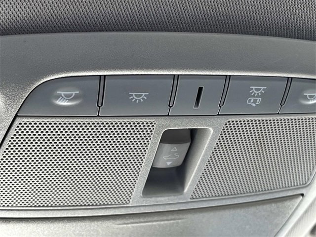 Used 2015 Nissan Altima 2.5 SV w/ Convenience Package image 21