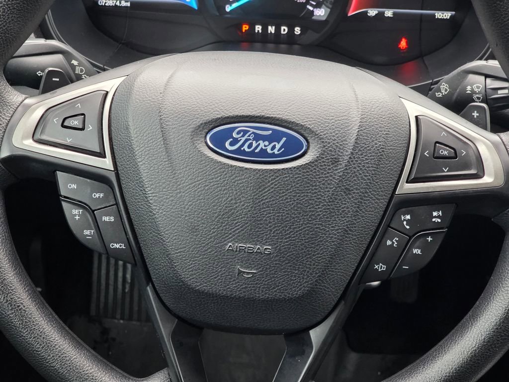 Used 2018 Ford Fusion SE w/ Fusion SE Technology Package image 15