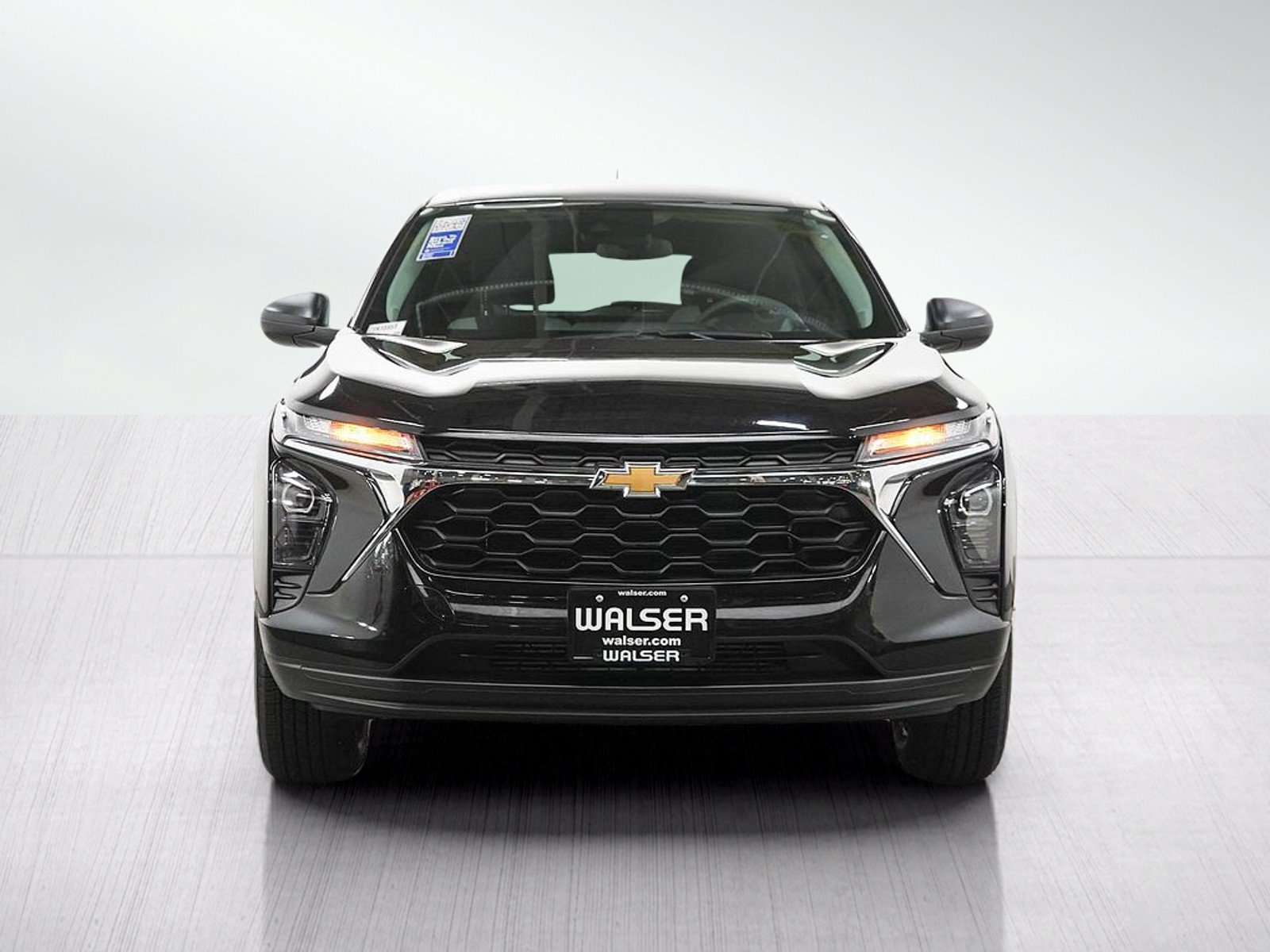 Used 2024 Chevrolet Trax LS FWD image 9