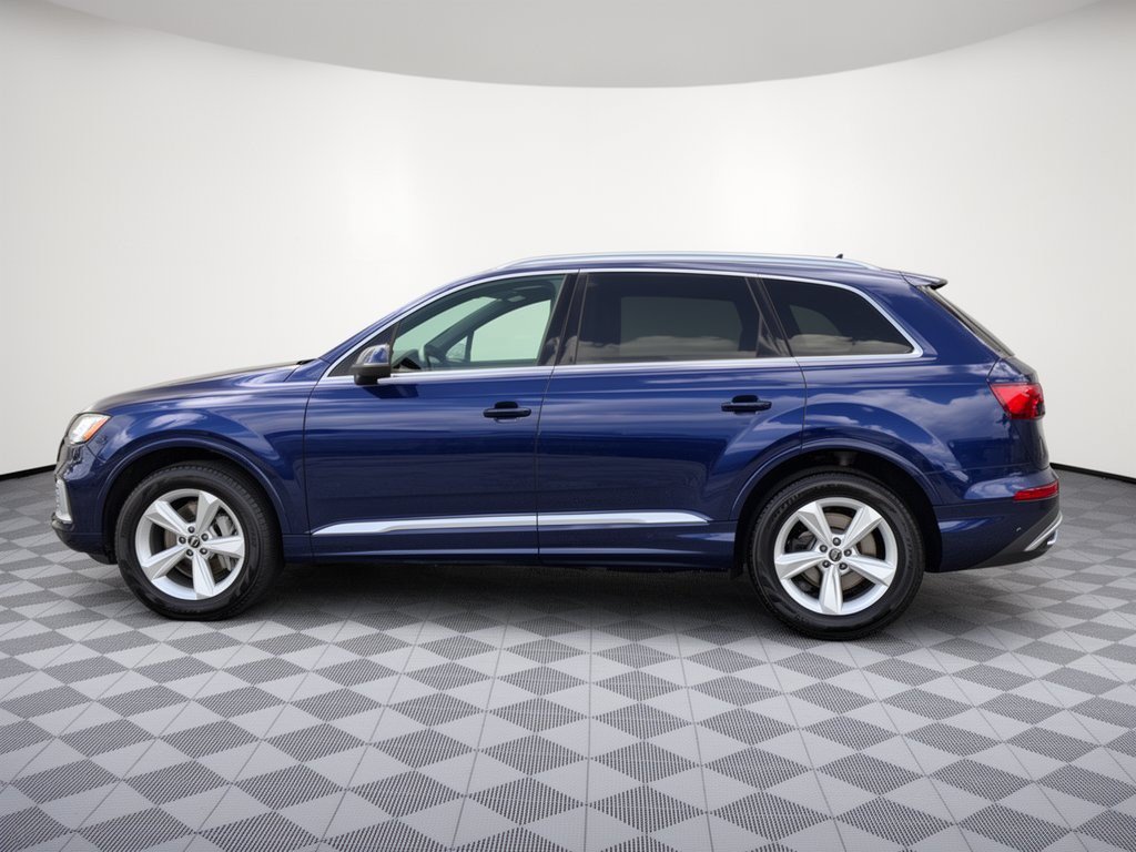 Used 2023 Audi Q7 2.0T Premium w/ Convenience Package AWD/4WD image 2