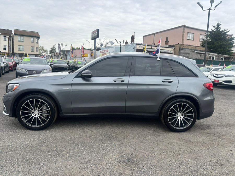 Used 2017 Mercedes-Benz GLC 43 AMG 4MATIC image 4