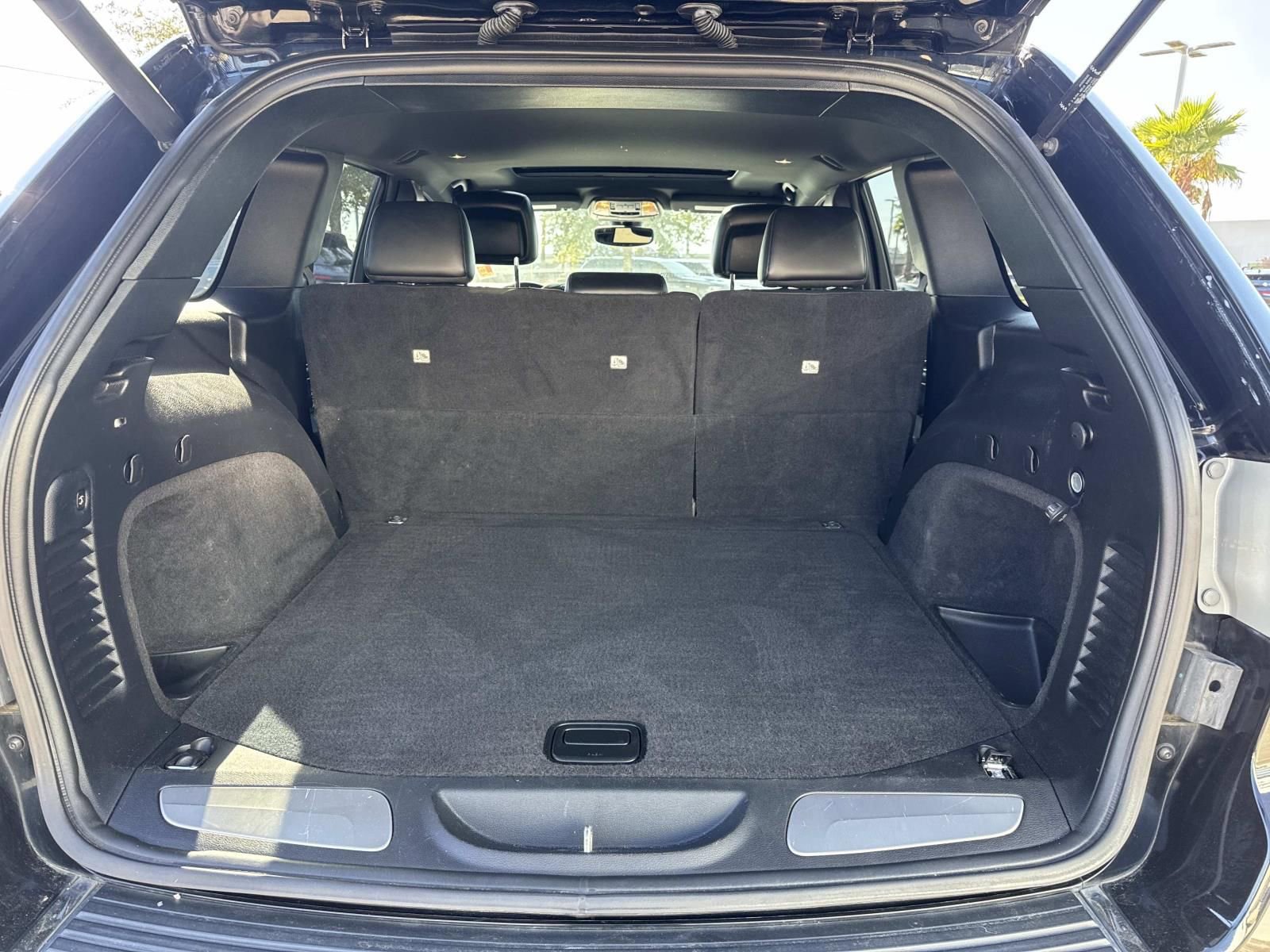 Used 2019 Jeep Grand Cherokee Limited image 9