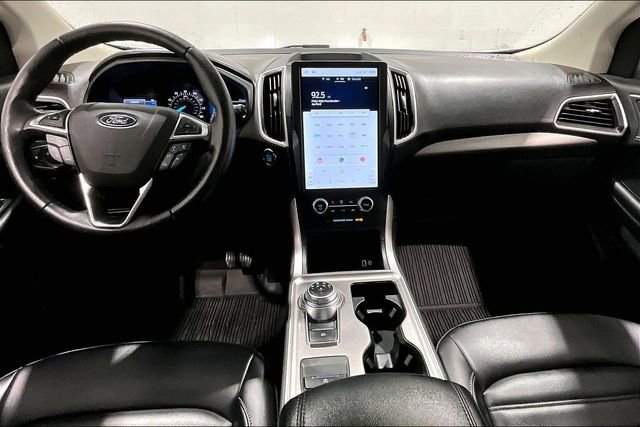Used 2023 Ford Edge SEL w/ Convenience Package image 7