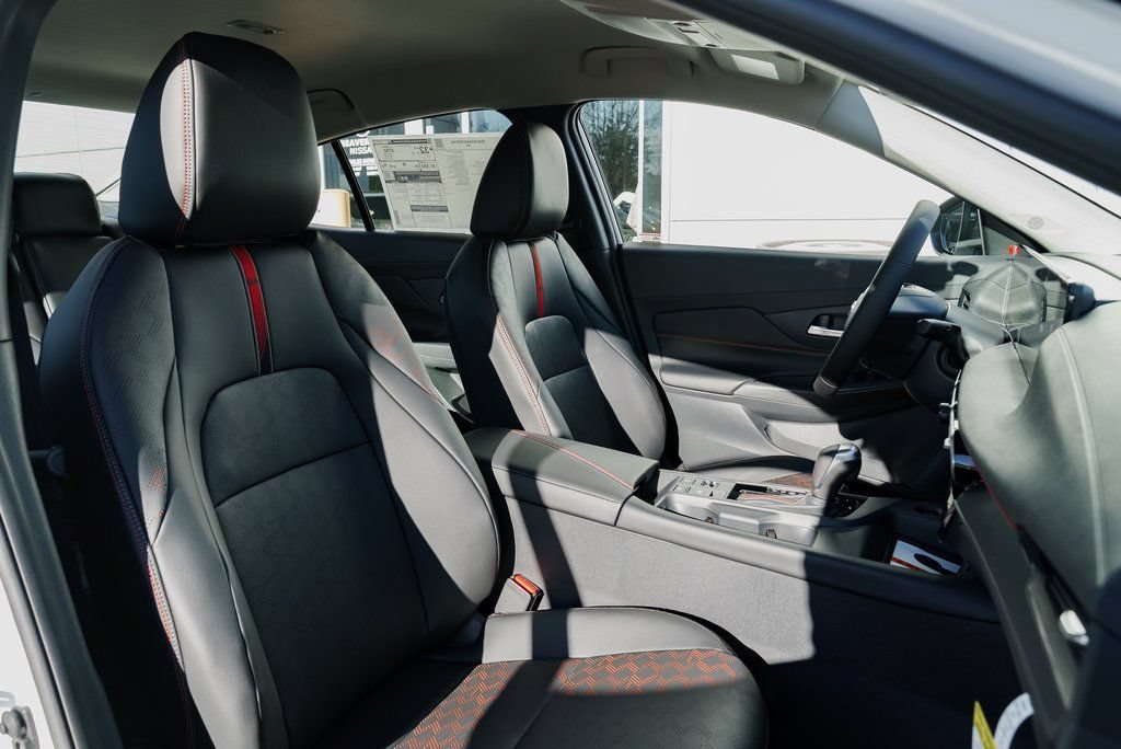 New 2026 Nissan Sentra SR w/ SR Premium Package FWD image 26