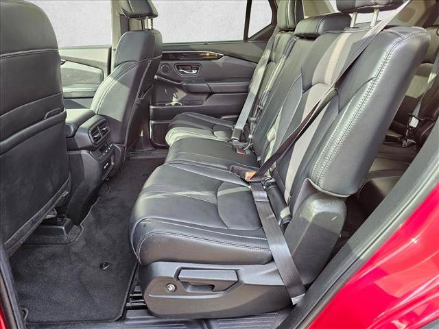 Used 2023 Honda Pilot Touring image 17