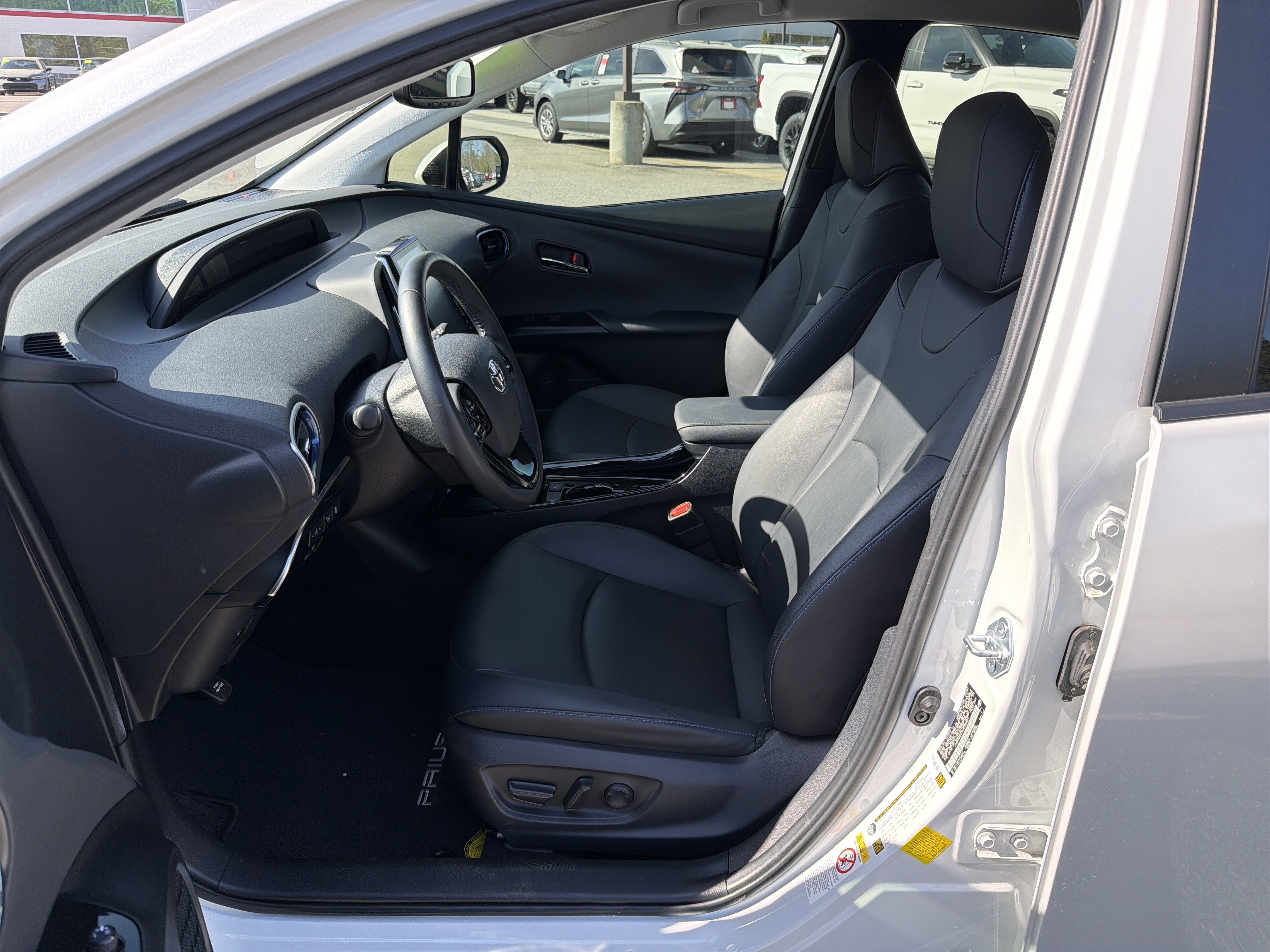 Certified 2022 Toyota Prius Limited image 19