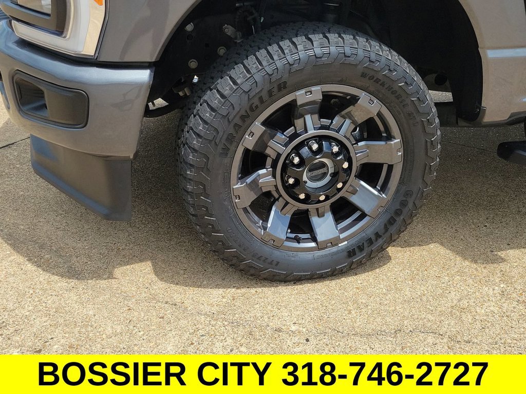 Used 2023 Ford F250 Lariat w/ Sport Appearance Package AWD/4WD image 45