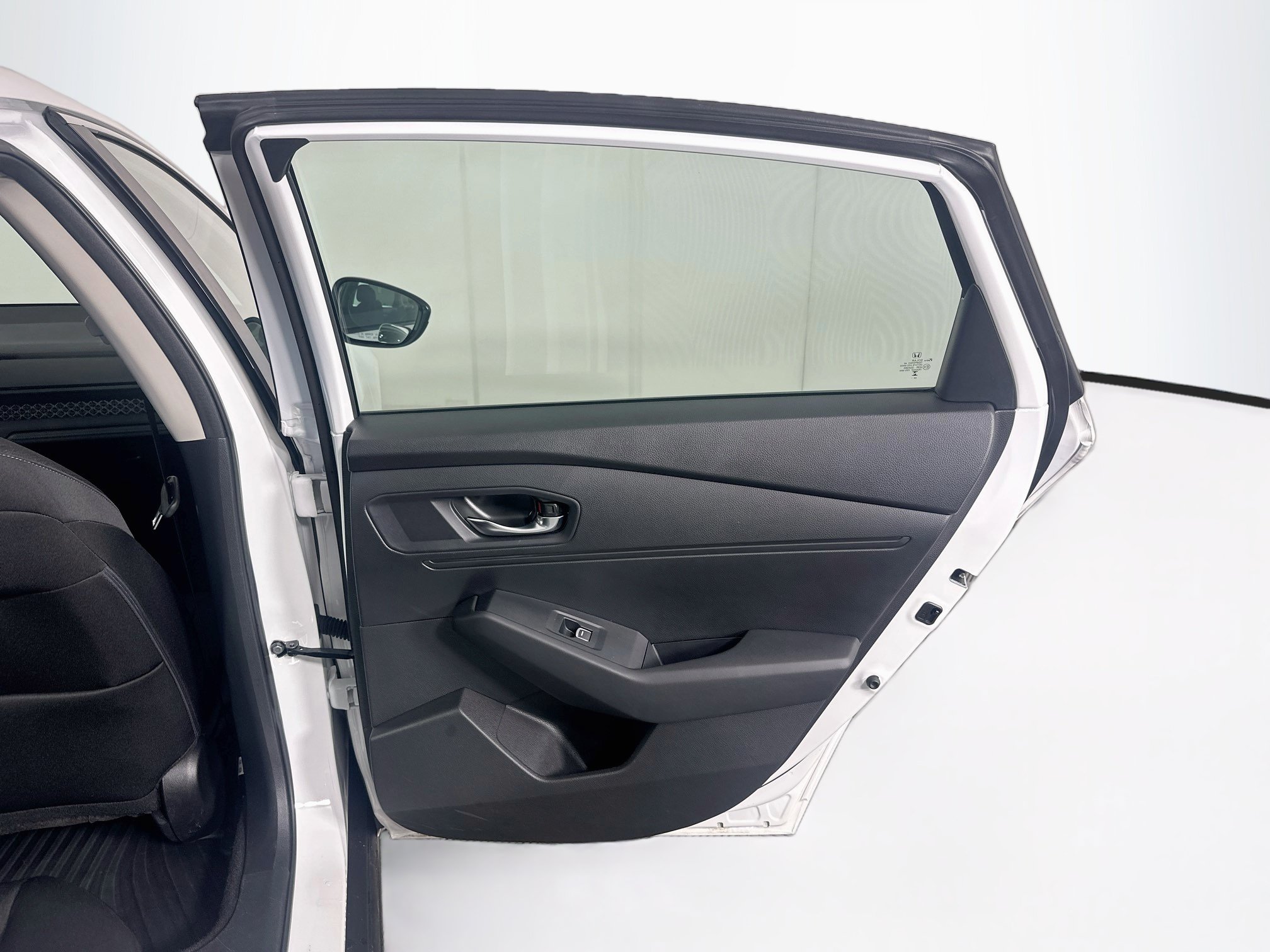 Used 2025 Honda Accord LX image 27