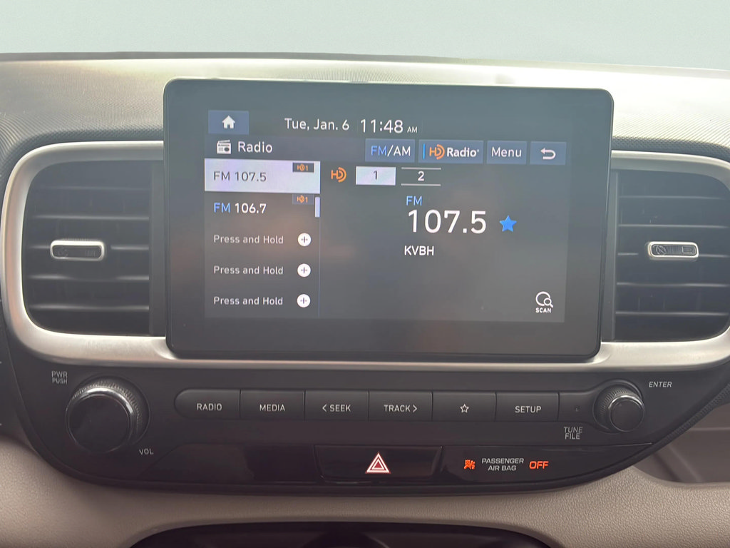 Used 2020 Hyundai Venue SEL FWD image 17