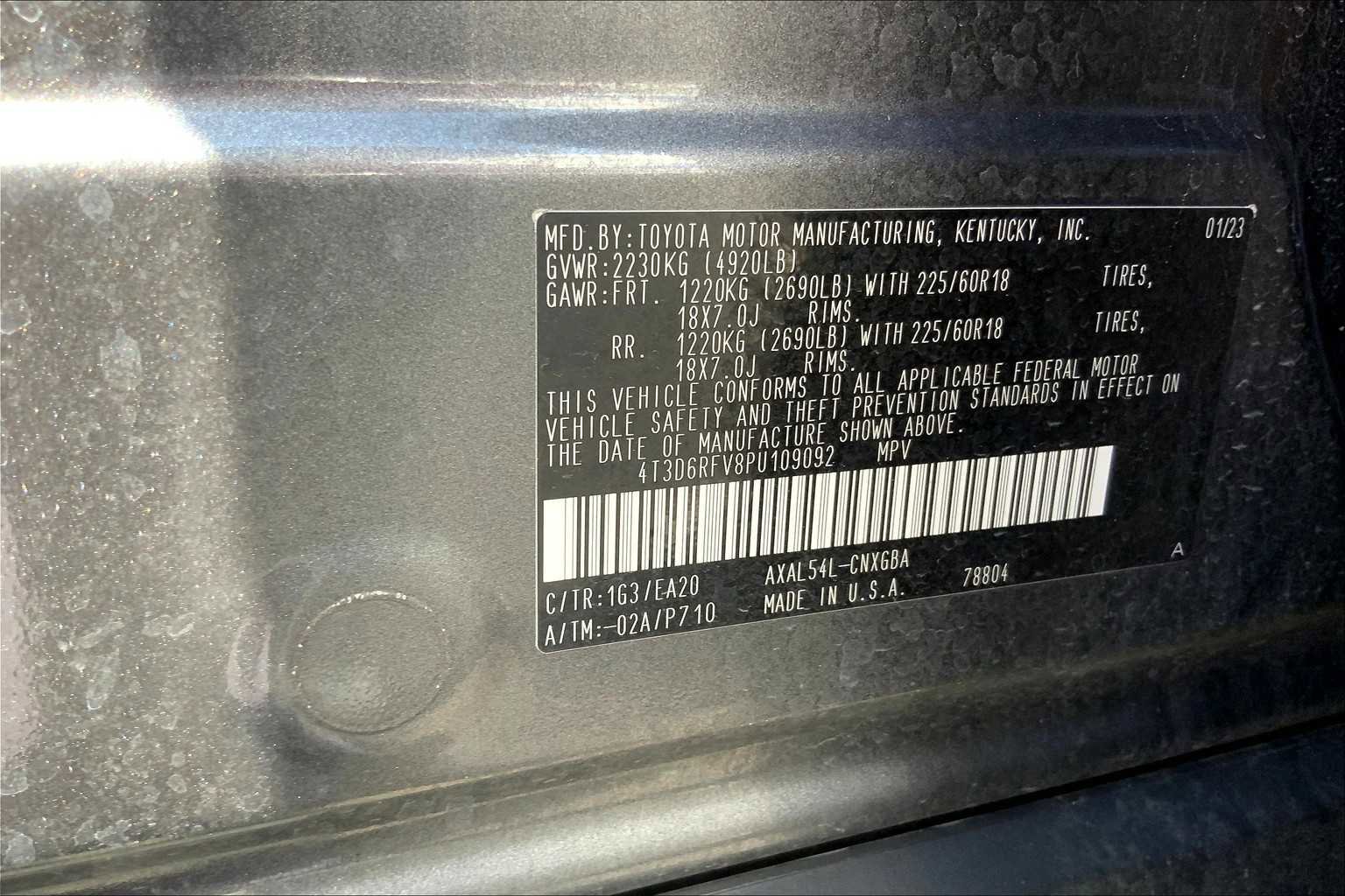 Used 2023 Toyota RAV4 Limited image 28