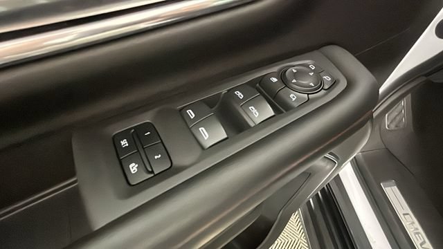 Used 2023 Chevrolet Tahoe RST w/ Luxury Package AWD/4WD image 10